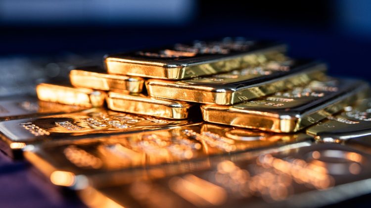 Is Gold Overvalued? Experts Weigh In on Gold’s Current Price Surge