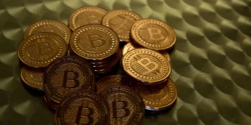 What’s Driving Gold Prices? Expert Opinions on Market Trends and Future Outlook