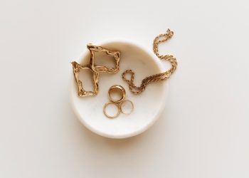 Sustainability in Jewelry: Is Ethical Gold the Future of Investment?