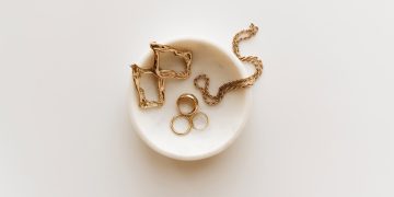 Sustainability in Jewelry: Is Ethical Gold the Future of Investment?