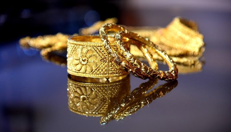 Is Gold Jewelry the New Investment Frontier? What Experts Are Saying